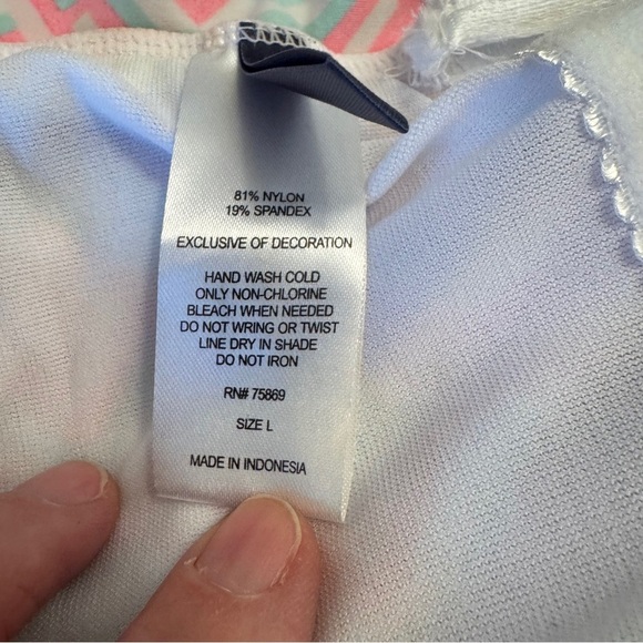 Aqua Couture Tankini Halter Swim Top Colorful Geometric Patterned Size Large - Picture 10 of 10